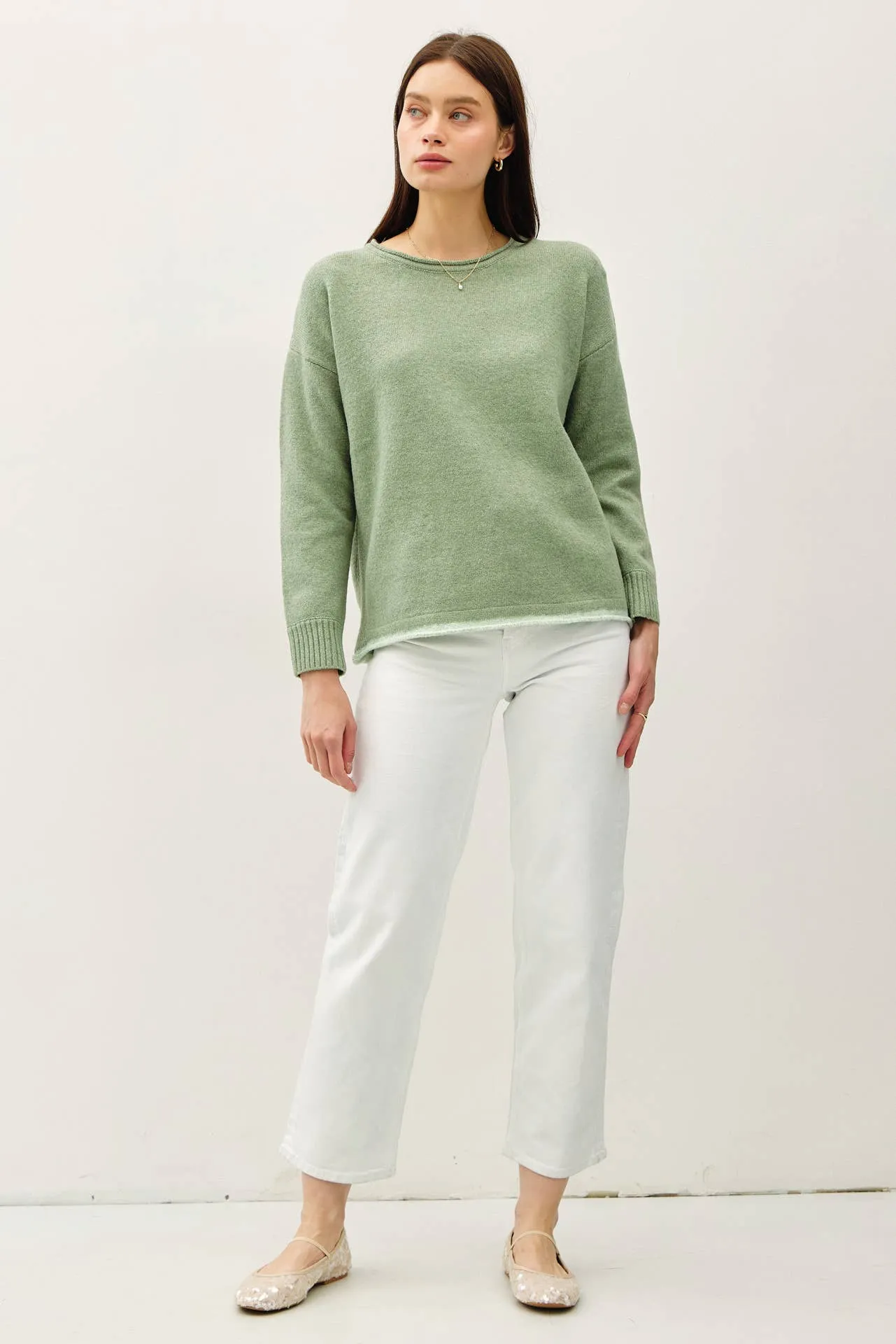 COZY ACCENT COLOR SOLID SWEATER