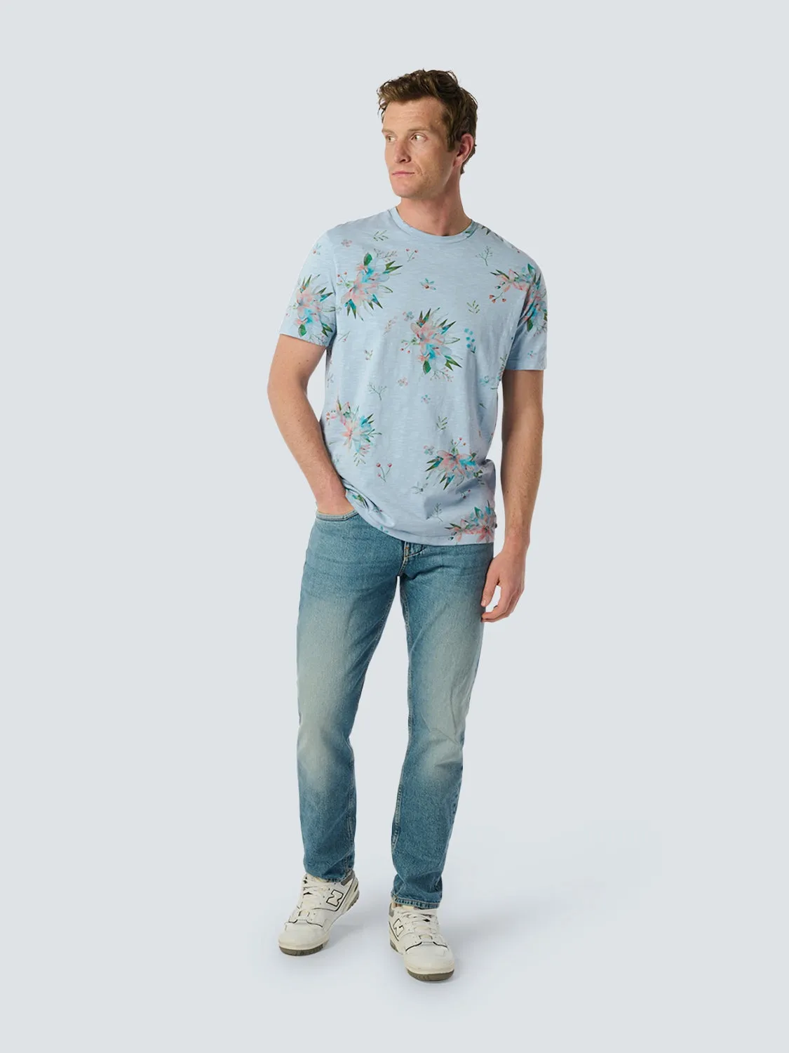 Stylish T-shirt with Round Neck and Botanical Flower Print | Sky